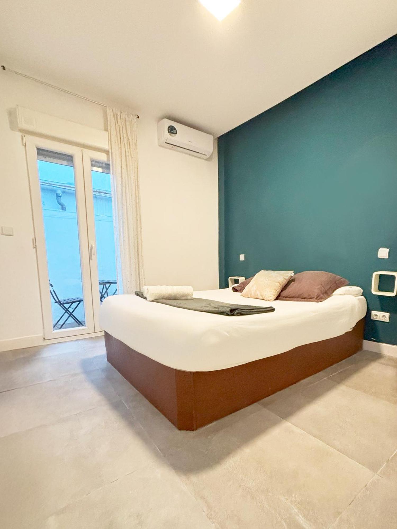Luminoso, Con Patio Y Buena Zona Apartment Madrid Exterior photo